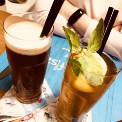 Fishka Fiszka - Leckere Biercocktails: Bier+Minze+Zitrone & Sirup, Bier + JimBeam+ Kaffeelikör