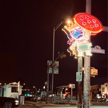 Home Slice Pizza - Sign in front of Location - Pizza Near Me - Austin, Texas