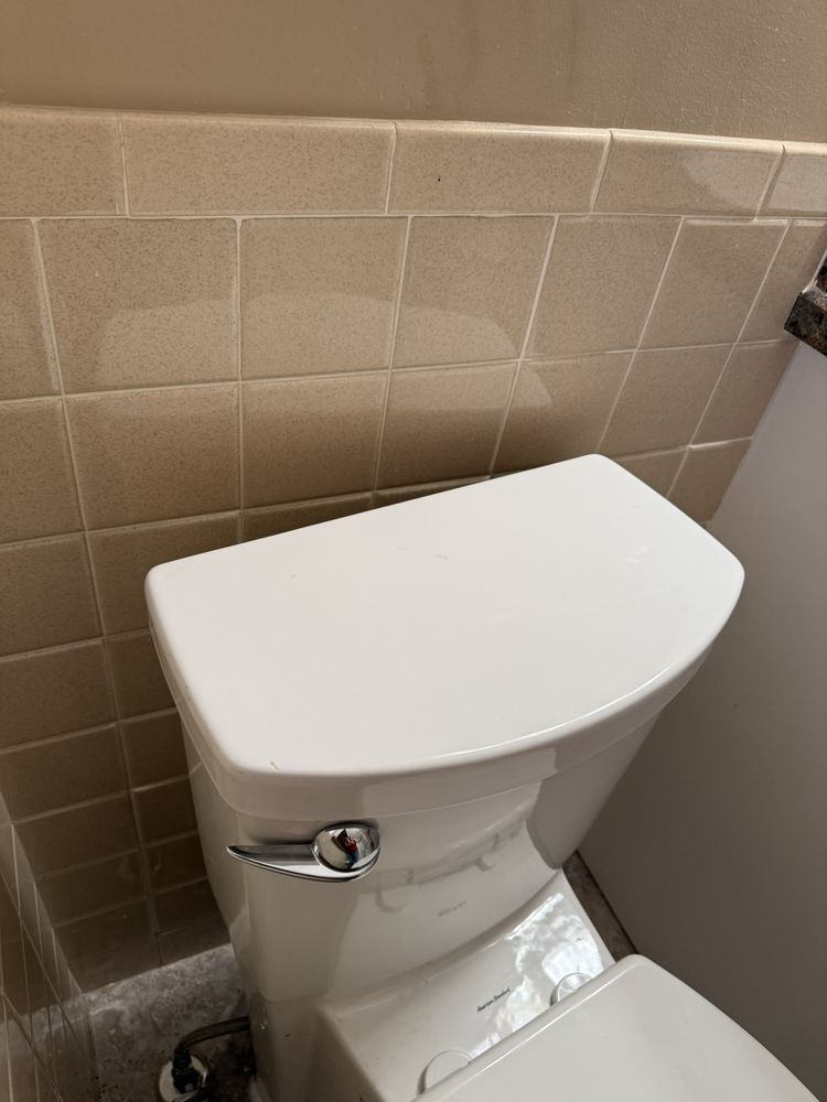 Slide of Roto-Rooter Plumbing & Water Cleanup