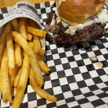 Stackers Burger - Cali burger - Burgers Near Me - Albuquerque, New Mexico