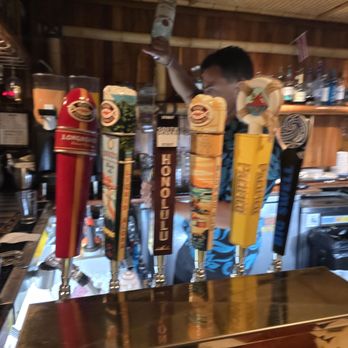 Duke's Waikiki - Beer taps at the bar - Hawaiian Near Me - Honolulu, Hawaii Duke's Waikiki - Beer taps at the bar - Hawaiian Near Me - Honolulu, Hawaii