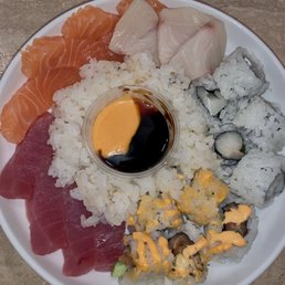 Yellowtail Roll