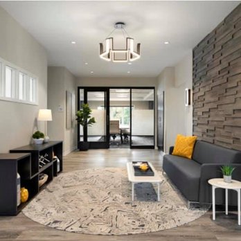 Grief Care Counseling - Lobby and waiting area - Counseling & Mental Health Near Me - Eden Prairie, Minnesota Grief Care Counseling - Lobby and waiting area - Counseling & Mental Health Near Me - Eden Prairie, Minnesota