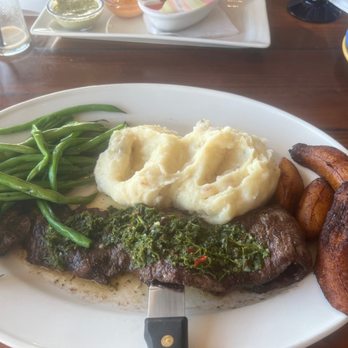 Bahama Breeze - Skirt Steak Churrasco Plantains Mash Potatoes String Beans - Bars Near Me - Wayne, New Jersey Bahama Breeze - Skirt Steak Churrasco Plantains Mash Potatoes String Beans - Bars Near Me - Wayne, New Jersey