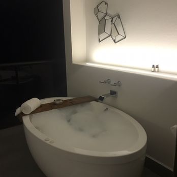 Único Hotel - Bath drawn by concierge - Hotels Near Me - Solidaridad, ROO