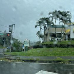 Ko'olau Center