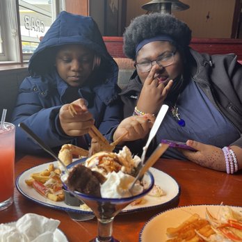 Red Lobster - Enjoying ourselves - Seafood Near Me - Dearborn Heights, Michigan Red Lobster - Enjoying ourselves - Seafood Near Me - Dearborn Heights, Michigan