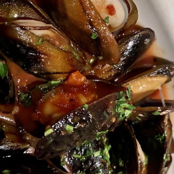 Scotch 'N Sirloin - Mussels - Steakhouses Near Me - Dewitt, New York
