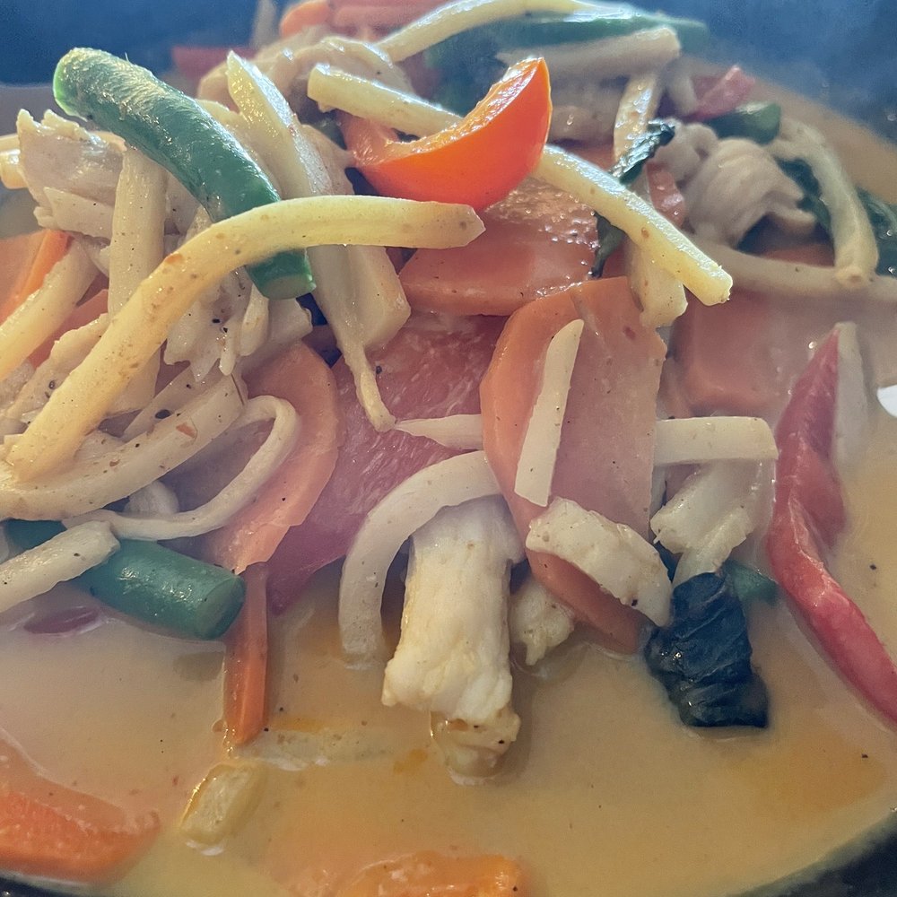 Thai 9 - Red Curry with chicken - Thai Near Me - Scarborough, Maine Thai 9 - Red Curry with chicken - Thai Near Me - Scarborough, Maine