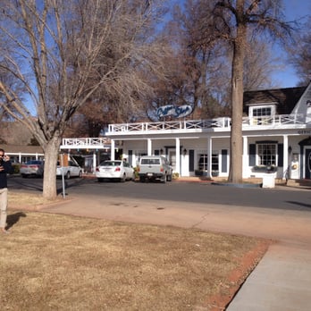 Parry Lodge - Hotels Near Me - Kanab, Utah