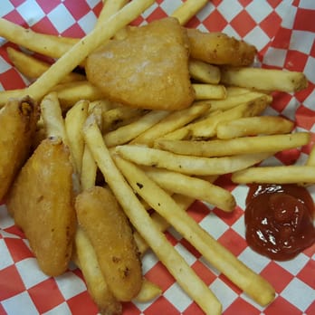 Olivers Fish & Chips - Mac and cheese bites kids meal - Fish & Chips Near Me - Graham, Washington