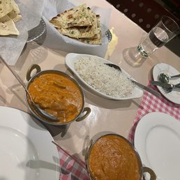 Butter Chicken and Garlic Naan