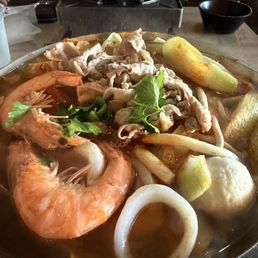 Thai Pot Thai Pot