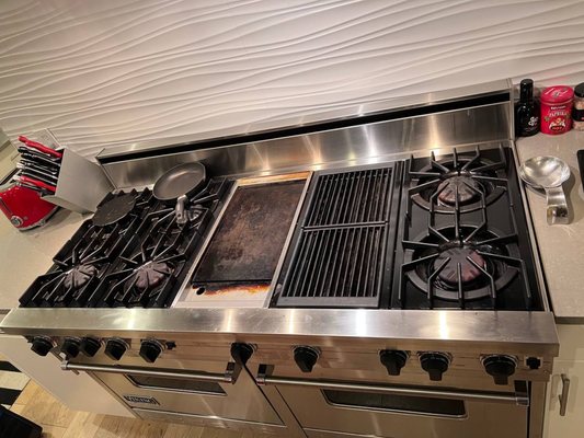 Oven | Stove | Cooktop | Range Repair - During our practice of gas stove repair we have faced various problems of our customers. We prepared a list of the most popular breakdowns in our opinion:
- Gas Supply Problems
- Burner Maintenance
- Thermostat and Temperature Control
- Safety Feature Check
- Pilot Light Issues
- Electrical Component Repairs
Our experienced team is well-equipped to address these and other gas stove issues, ensuring the safe and efficient operation of your appliance. Contact us for professional gas stove repair services. Oven | Stove | Cooktop | Range Repair - During our practice of gas stove repair we have faced various problems of our customers. We prepared a list of the most popular breakdowns in our opinion:
- Gas Supply Problems
- Burner Maintenance
- Thermostat and Temperature Control
- Safety Feature Check
- Pilot Light Issues
- Electrical Component Repairs
Our experienced team is well-equipped to address these and other gas stove issues, ensuring the safe and efficient operation of your appliance. Contact us for professional gas stove repair services.