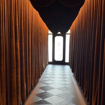Cleaverman - Entryway - Great Gatsby vibes - Steakhouses Near Me - Phoenix, Arizona Cleaverman - Entryway - Great Gatsby vibes - Steakhouses Near Me - Phoenix, Arizona