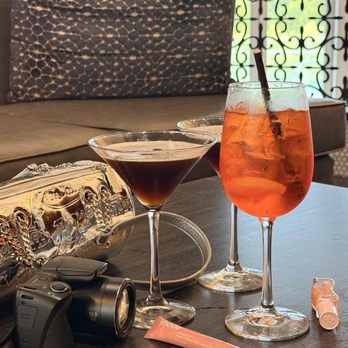 The Fontaine - Espresso martini, Aperol spritz - Hotels Near Me - Kansas City, Missouri