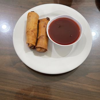 Jade Fountain Chinese Restaurant - Egg rolls - Chinese Near Me - Lodi, California Jade Fountain Chinese Restaurant - Egg rolls - Chinese Near Me - Lodi, California