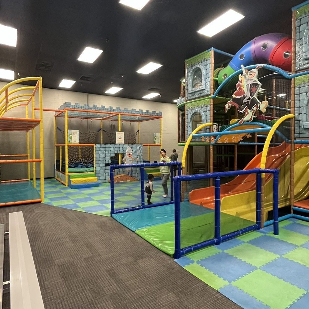 Romp-o-Rama - Large play area and gym - Indoor Playcenter Near Me - Corona, California Romp-o-Rama - Large play area and gym - Indoor Playcenter Near Me - Corona, California