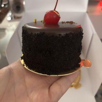 Pompadour - Beverly Hills - Patisserie/Cake Shop Near Me - Beverly Hills, California Pompadour - Beverly Hills - Patisserie/Cake Shop Near Me - Beverly Hills, California