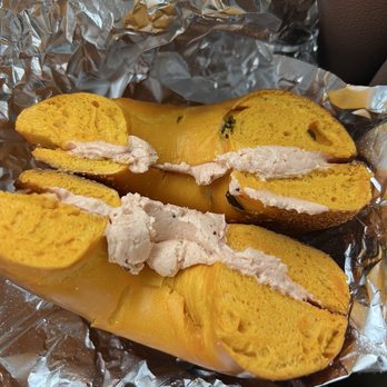 Tysons Bagel Market - Jalapeño Bagel with Sun-Dried Tomato CC $4.69 - Bagels Near Me - Tysons Corner, Virginia Tysons Bagel Market - Jalapeño Bagel with Sun-Dried Tomato CC $4.69 - Bagels Near Me - Tysons Corner, Virginia