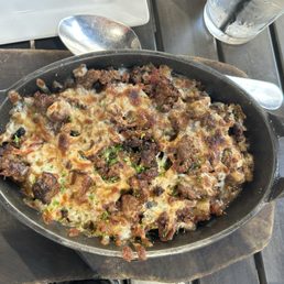 Breakfast poutine