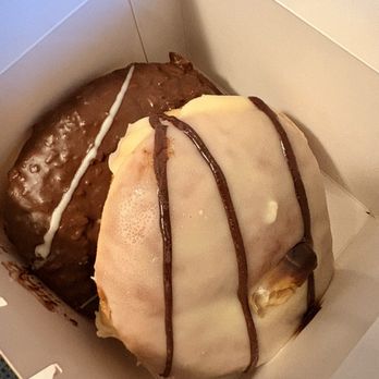 Fuzion Donuts - Donuts in a box - Donuts Near Me - Edmonton, Alberta Fuzion Donuts - Donuts in a box - Donuts Near Me - Edmonton, Alberta