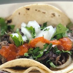 Poblano's Tacos and More - Tacos de asada mis favoritos @poblanostacosandmore