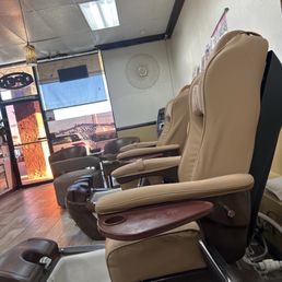 Massage chairs Massage chairs