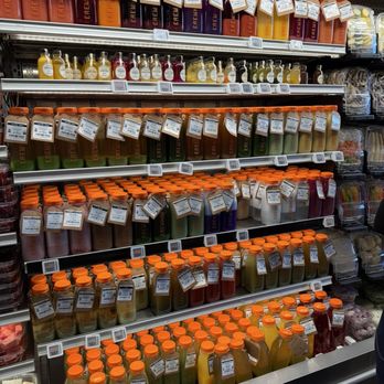 Erewhon - Grocery Near Me - Pasadena, California