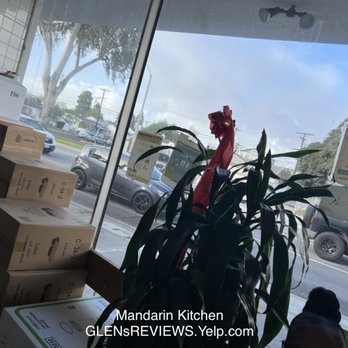 Mandarin Kitchen - Their "seating" area. - Chinese Near Me - Torrance, California Mandarin Kitchen - Their "seating" area. - Chinese Near Me - Torrance, California