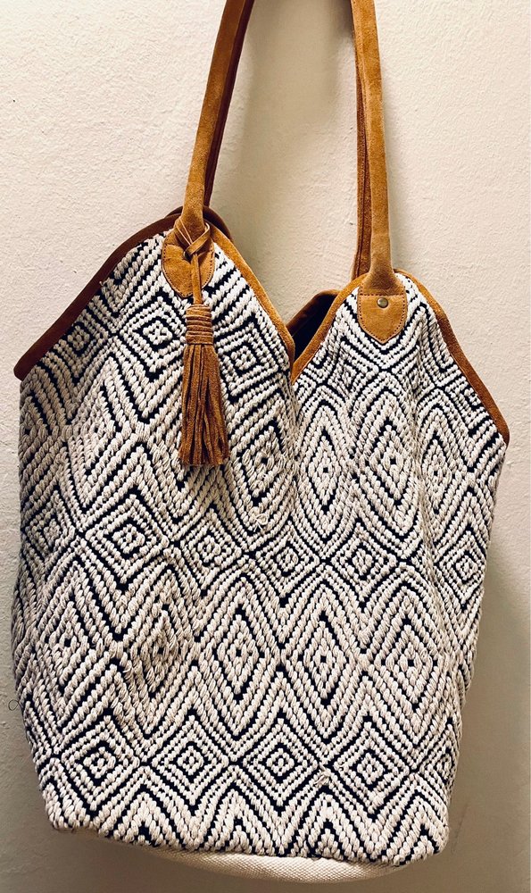 HOMESPUN MARKET Updated September 2024 20 Photos 1460 East Cotati