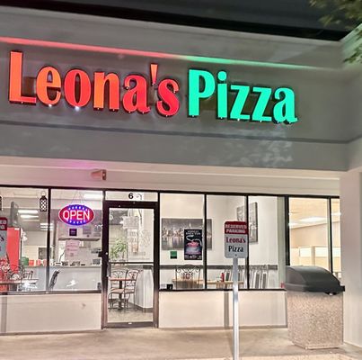 Leona's Cucina by null