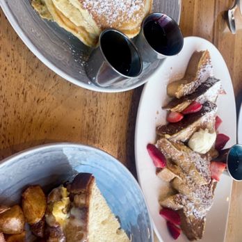 Water's Table - French toast was not good Pancakes were so dry and not flavorful The only good dish was the breakfast sandwich . - New American Near Me - Renton, Washington Water's Table - French toast was not good Pancakes were so dry and not flavorful The only good dish was the breakfast sandwich . - New American Near Me - Renton, Washington