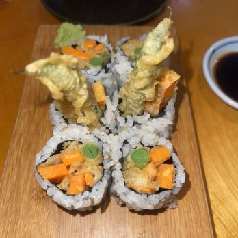 Toyoda Sushi - vegetable tempura roll - Sushi Bars Near Me - Seattle, Washington