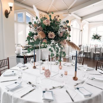 Flowers by Manny - Bridal shower - Florists Near Me - Hempstead, New York Flowers by Manny - Bridal shower - Florists Near Me - Hempstead, New York