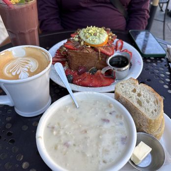 Urth Caffé - Orange - French Toast King & boring clam chowder - Coffee & Tea Near Me - Orange, California Urth Caffé - Orange - French Toast King & boring clam chowder - Coffee & Tea Near Me - Orange, California