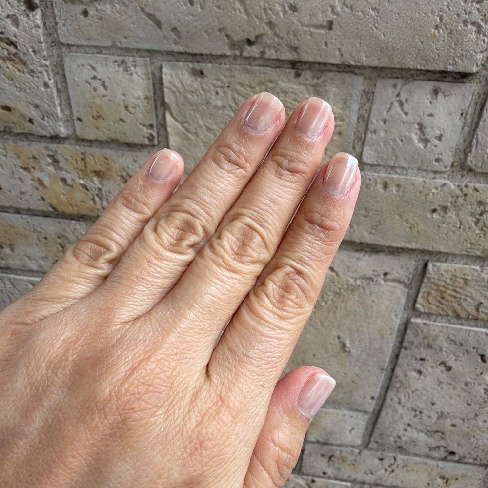 Chrome Clear basic gel mani Chrome Clear basic gel mani