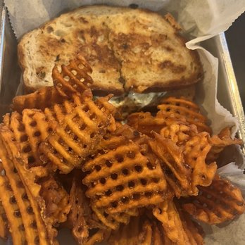 The Committed Pig - Breakfast & Brunch Near Me - Morristown, New Jersey