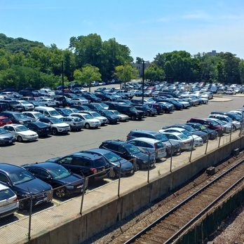 Oak Grove Station - Parking lot at Oak Grove - Public Transportation Near Me - Malden, Massachusetts
