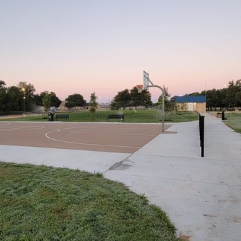 Russell Creek Park - Parks Near Me - Plano, Texas Russell Creek Park - Parks Near Me - Plano, Texas