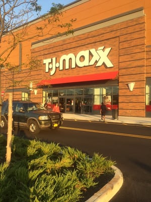 T.J MAXX - Updated January 2026 - 16 Reviews - 410 Gateway Dr, Brooklyn