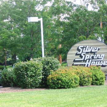 Silver Spring House Restaurant - You can't see it, but the sign says "The Chicken Joint" at the bottom. - American Near Me - Cincinnati, Ohio