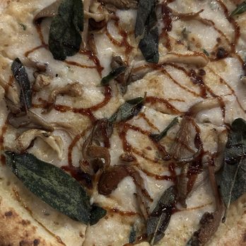 Mangiafoglie - Truffle mushroom pizza - Pizza Near Me - Long Beach, California Mangiafoglie - Truffle mushroom pizza - Pizza Near Me - Long Beach, California
