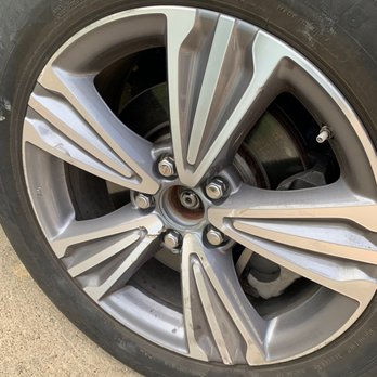 Budget - Wow looks ok at that wheel Damage - Car Rental Near Me - Pittsburgh, Pennsylvania