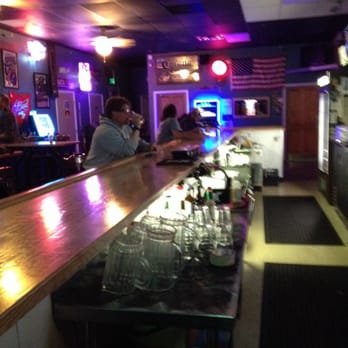 West End Pub - a bar with people sitting at the bar - Dive Bars Near Me - Fort Collins, Colorado West End Pub - a bar with people sitting at the bar - Dive Bars Near Me - Fort Collins, Colorado