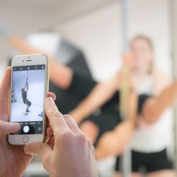Cologne Pole Fitness - Book your private group for 2 hours