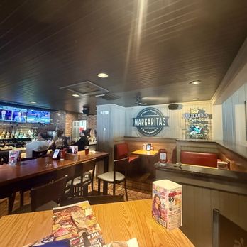 Chili's - Bar area - American Near Me - Concord, California Chili's - Bar area - American Near Me - Concord, California