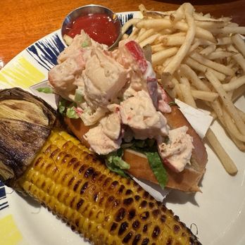 Coastal Flats - Coastal Lobster Roll - American Near Me - Gaithersburg, Maryland