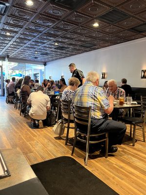 Mondo's Italian Restaurant by null