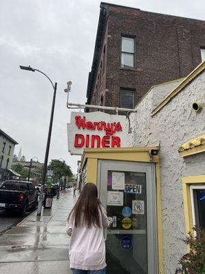 Henry's Diner by null